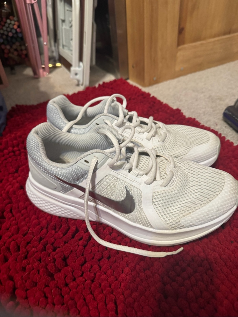 Nike Women's White Mesh Running Sneakers with Silver Swoosh